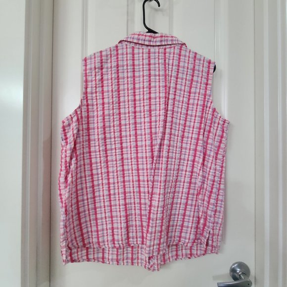 Vintage Looney Tunes Women’s Sleeveless "Tweety Cool Chick" Button Up Plaid - Picture 4 of 4